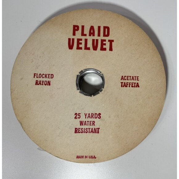 Vintage Velvet Ribbon Plaid Red Made In USA 25 Yards Water Resistant 7/8" - Picture 2 of 3